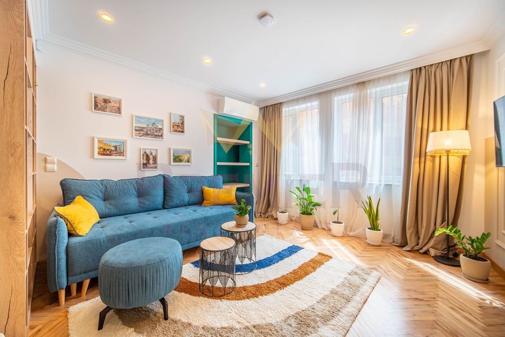 Продава се Двустаен апартамент в Варна, Гръцка махала - 55 кв.м за 2736 €/кв.м - Снимка #1