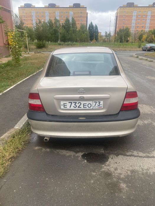Продам Опель вектра в