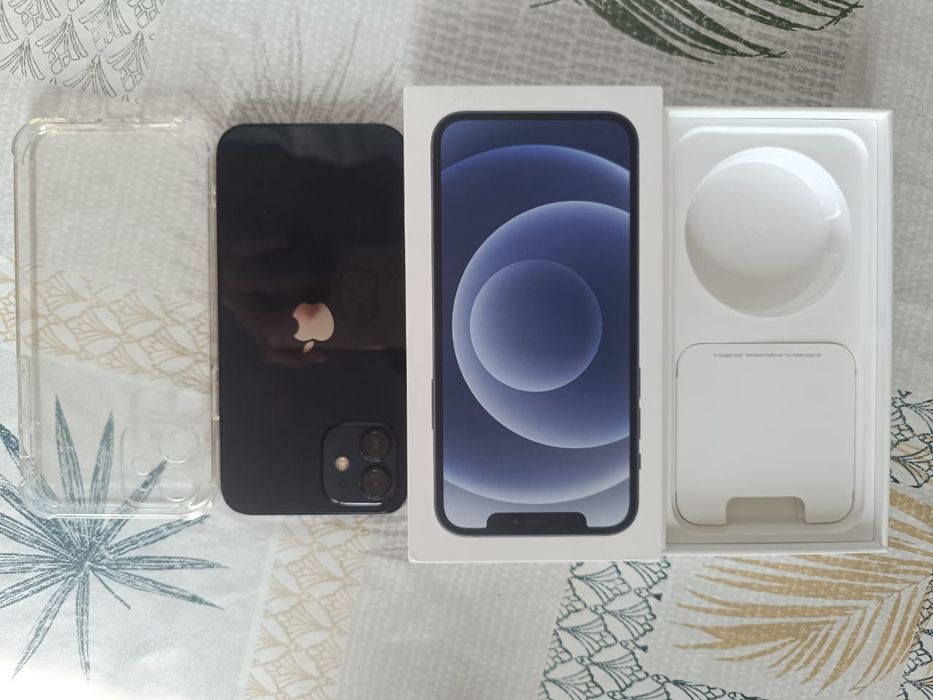 Айфон 12 с коробкой