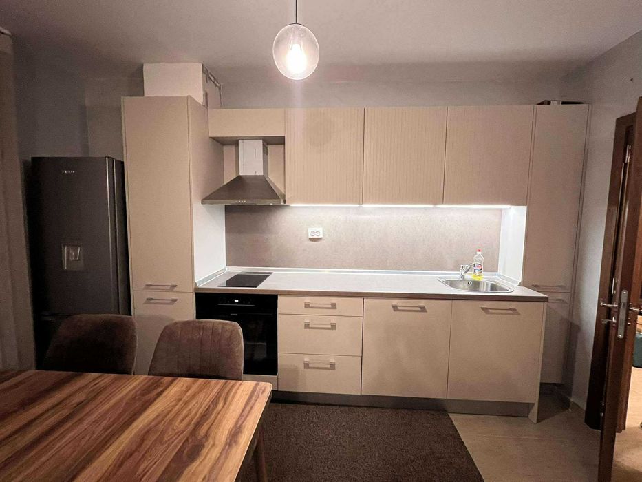 Дава се под наем Тристаен апартамент в София, Зона Б-18 - 90 кв.м за 700 € - Снимка #8