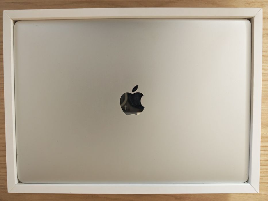 Mac book pro 13/8/256