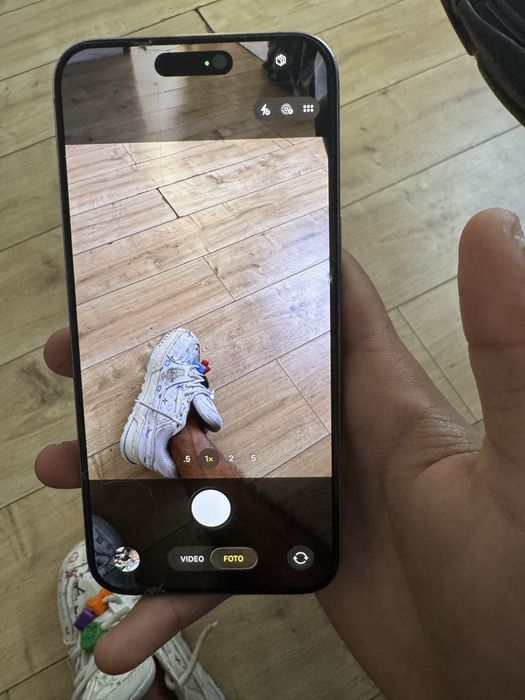 iPhone 15 Pro Max 256GB (Folie spartă)