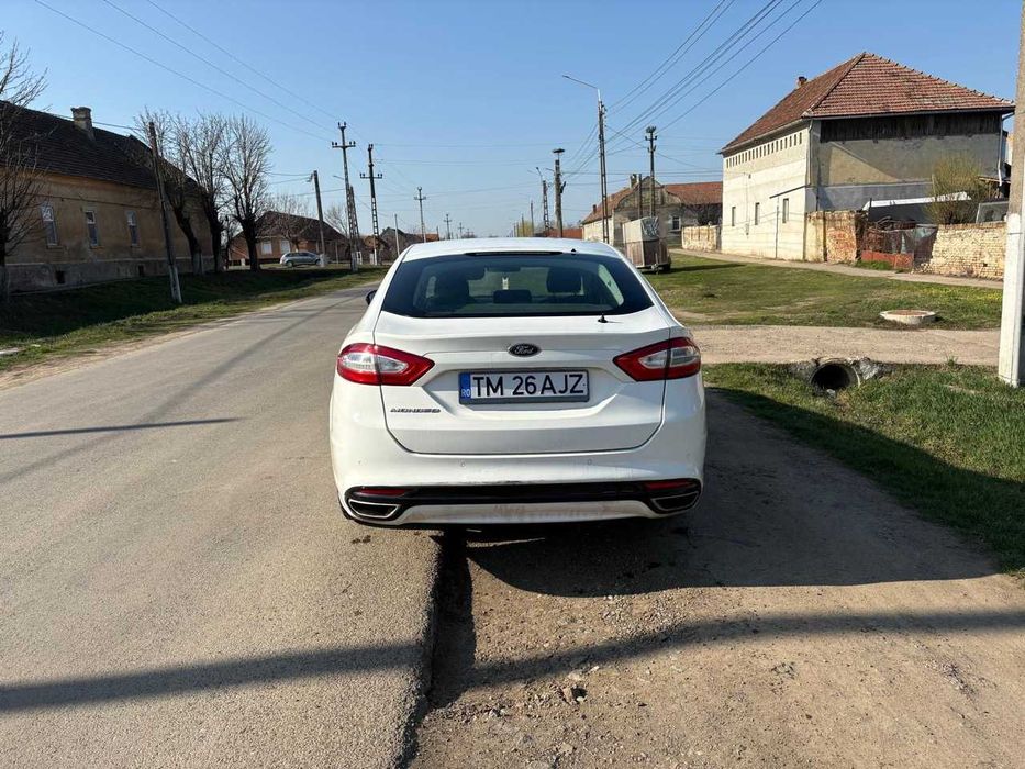 Ford Mondeo MK5  2015