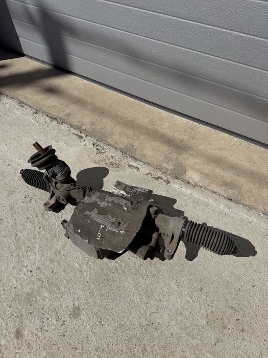 Кормилна рейка Mercedes A B CLA class W176 W246 W117 а класа б класа