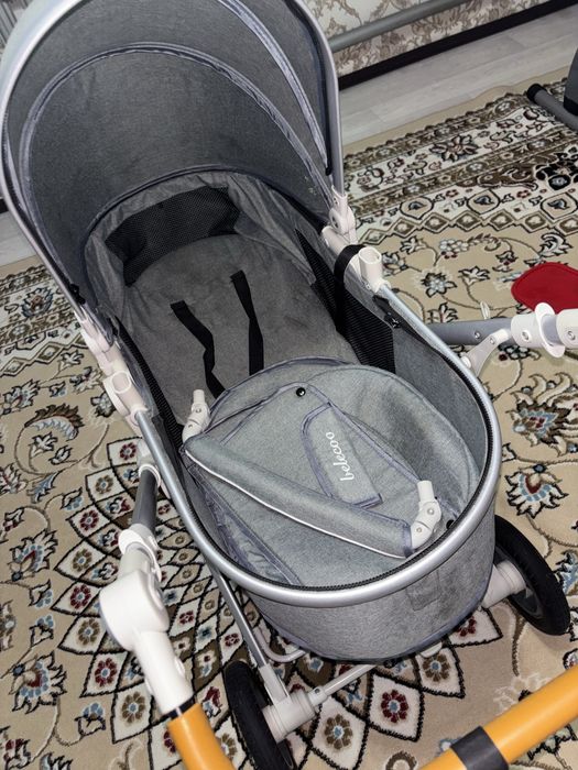 Детская коляска.