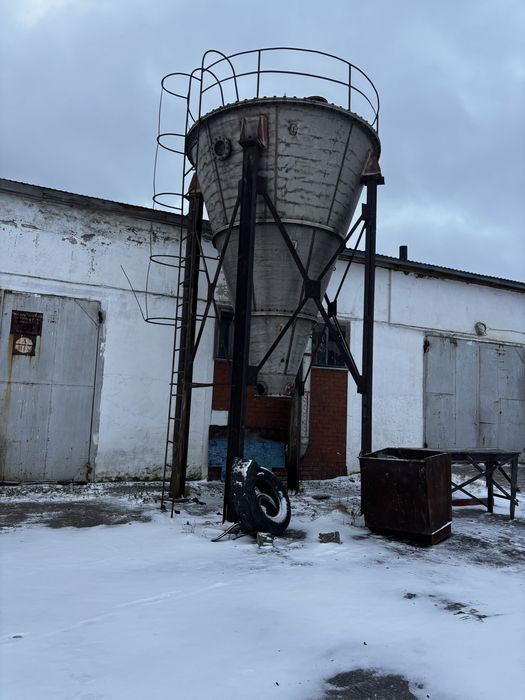 Продам силос, емкости, бункеры