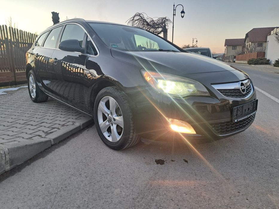 Opel Astra J  1.7 CDTI