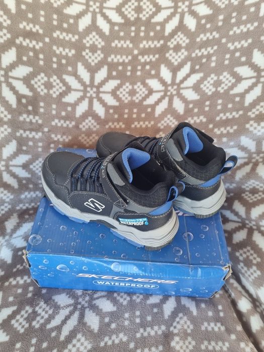 Bocanci baieti Skechers marime 29