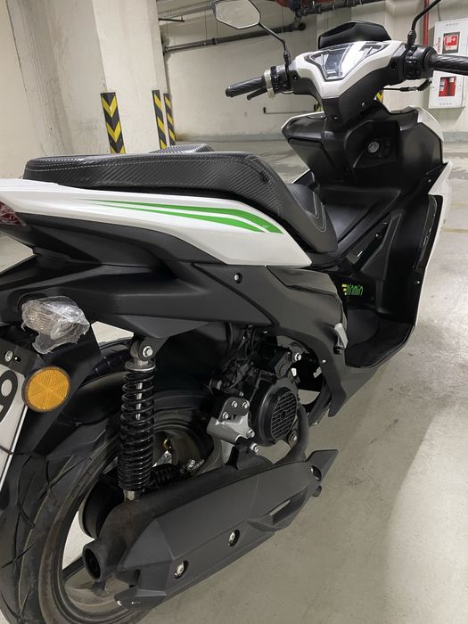 Мопед 185 кубовый