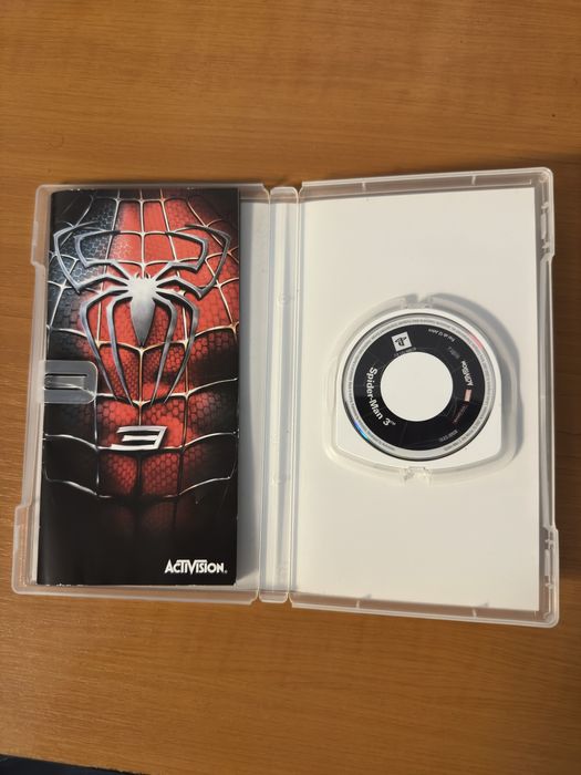 Vand joc Spider-Man 3 pentru PSP