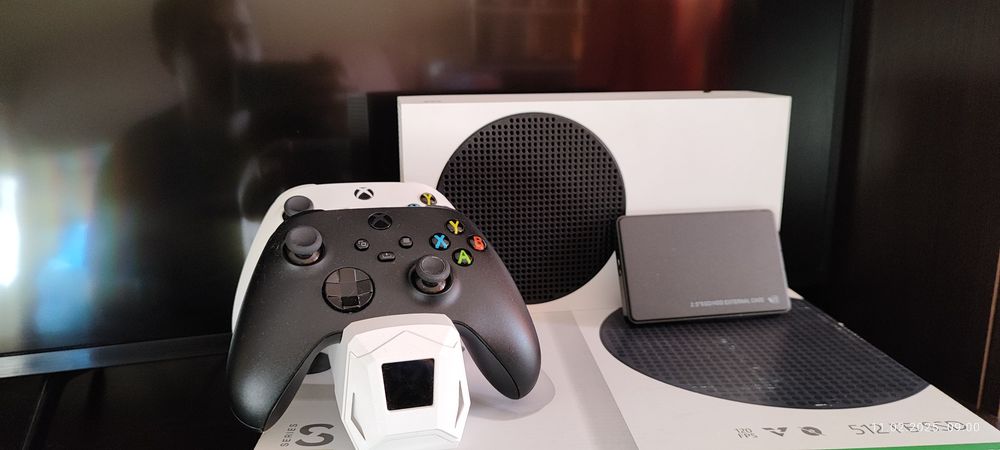 Продам Xbox series S