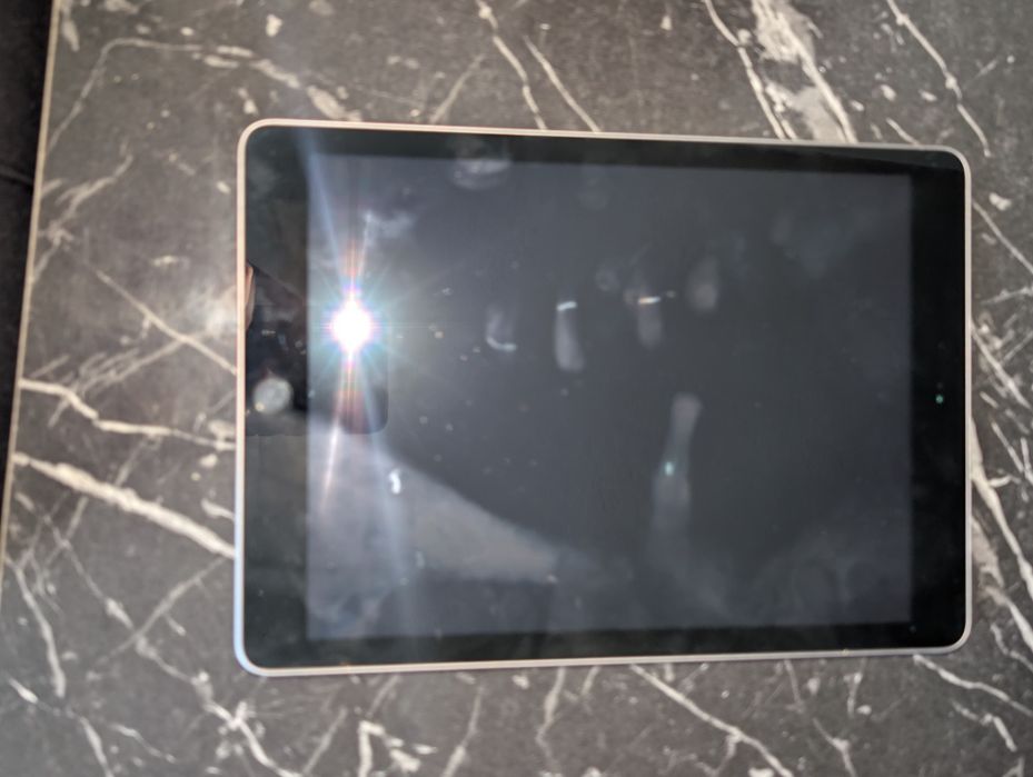 Ipad | 5th Gen | Wifi Only | 32 GB | IOS 16 |