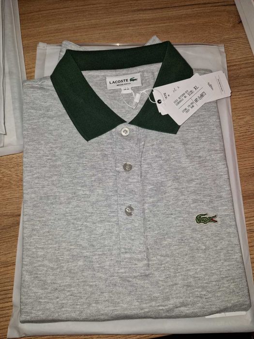 Tricou polo Lacoste gri-verzui marimea 2Xl