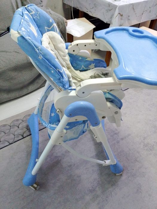 Обеденный стол для детей