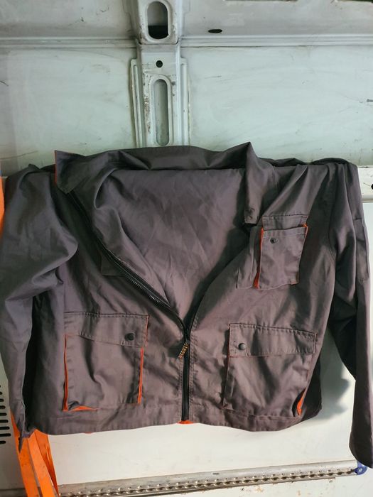 Нов работен панталон и яке