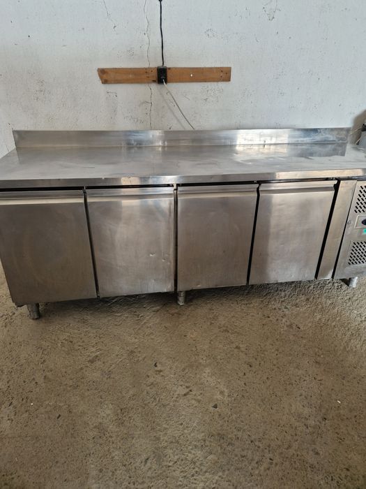 Хладилна маса The Cold