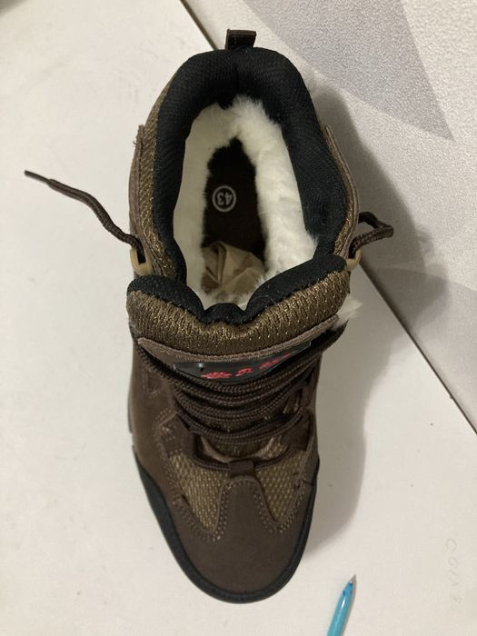 Продам ботинки на зиму