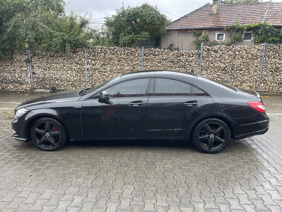 Usa stanga spate cls w218 2011-2018