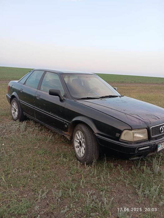 Продам ауди б4 1992 года