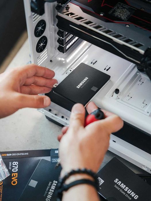 Samsung 870 EVO 500GB 2.5 inch SATA Internal SSD! Новый запечатанный!