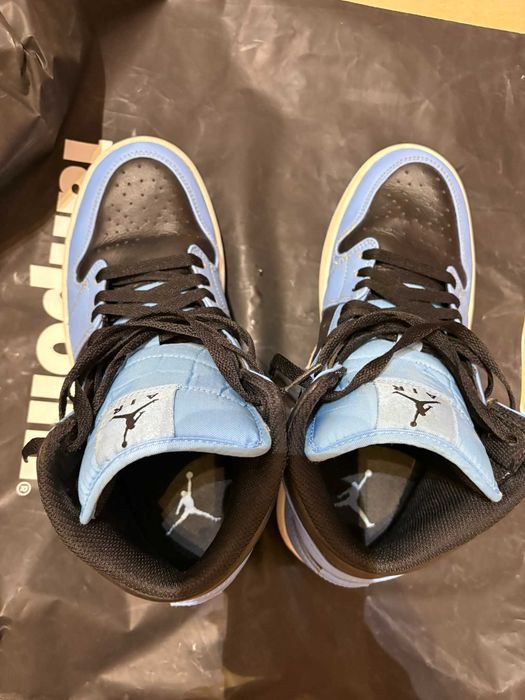 Маратонки Air Jordan 1 Mid University Blue Black