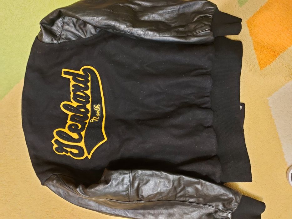 Мъжко яке L размер