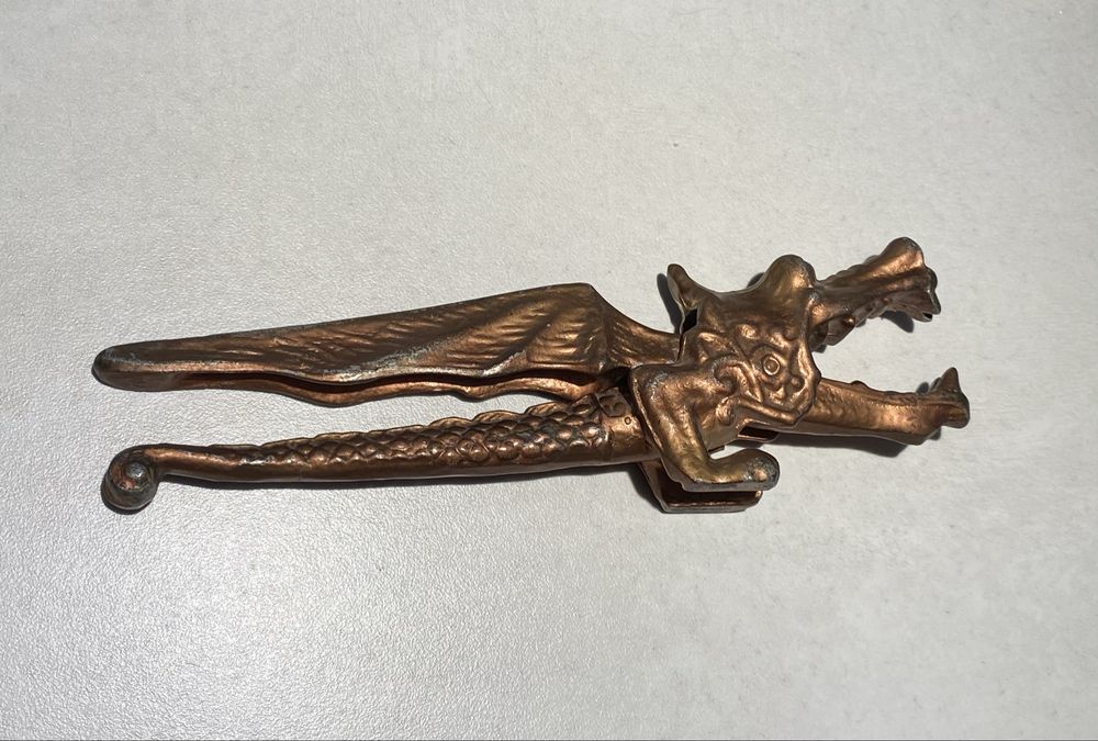 Продам орехокол Дракон СССР