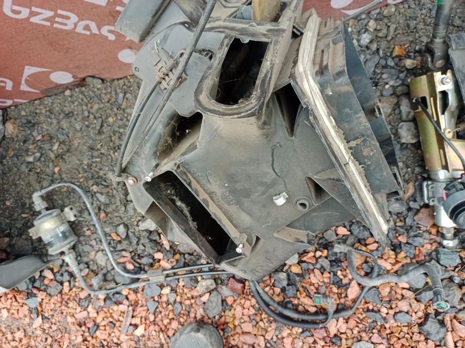 Продам запчасти на ваз 21014