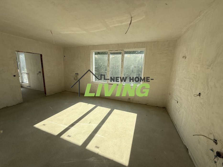 Продава се Тристаен апартамент в Пазарджик, Център - 80 кв.м за 1125 €/кв.м - Снимка #2