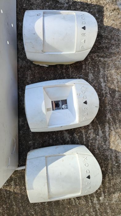 СОТ PARADOX Spectra SP1728, централа предавател и 3 датчика, аларма