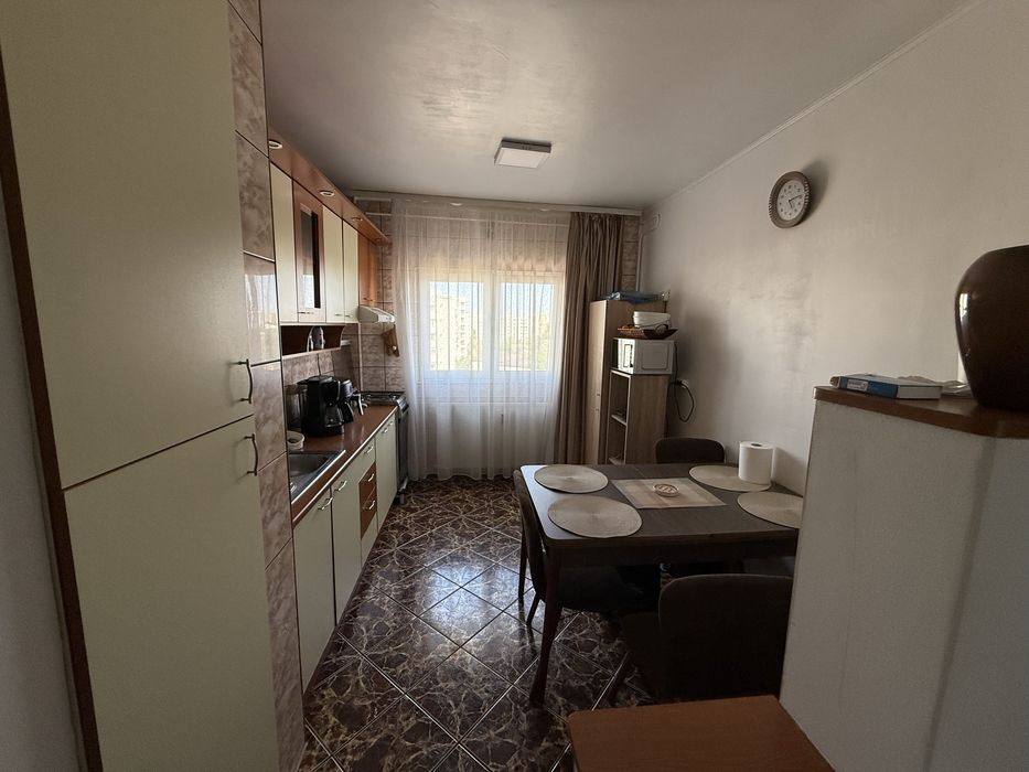 Apartament 3 camere ,Dristor