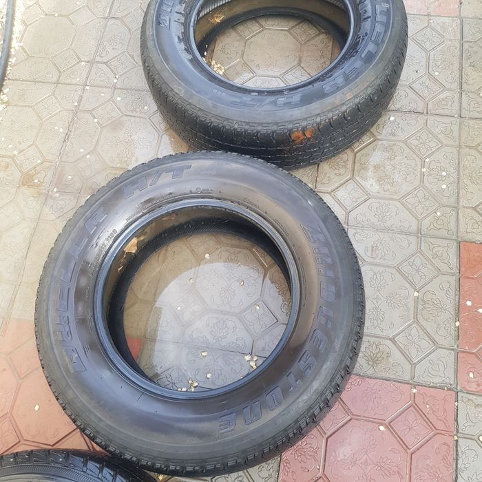 Продам резину на колеса