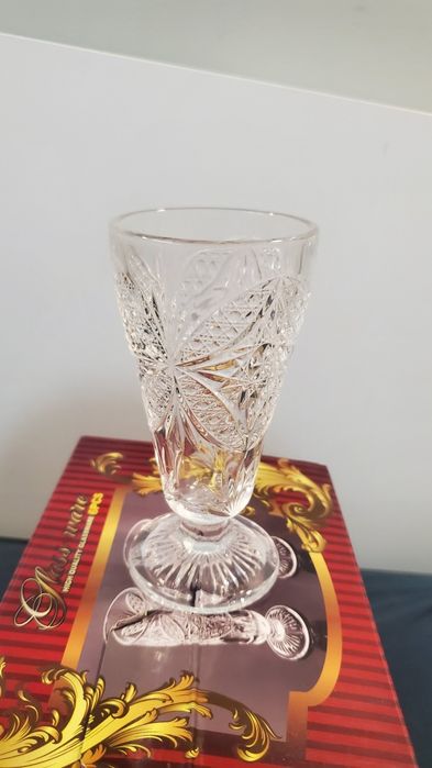 Бокалы хрустальные