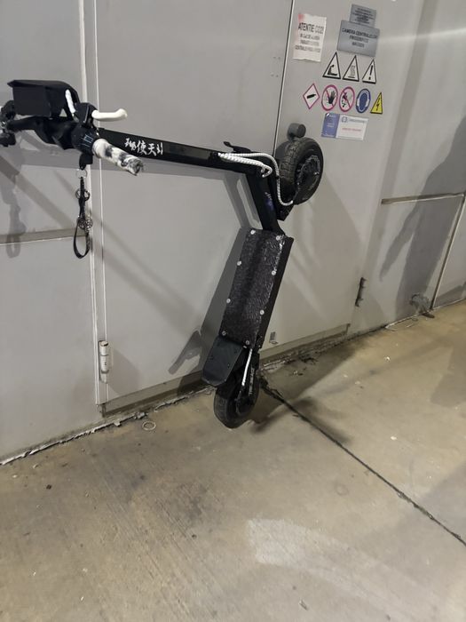 Kukirin g2 2025 inca in garantie