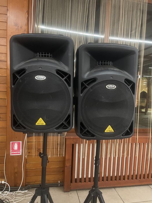Boxe Behriger 815 Neo active  1200 w-4 bucaticu stative si cabluri