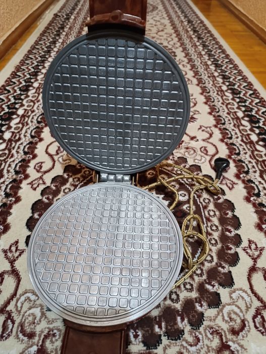 Круглая вафельница СССР.