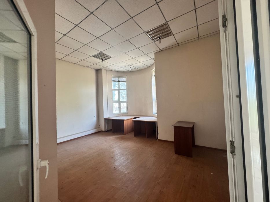 Аренда под гостиницу, клинику, школу 18 соток 22 намера 1120 м2