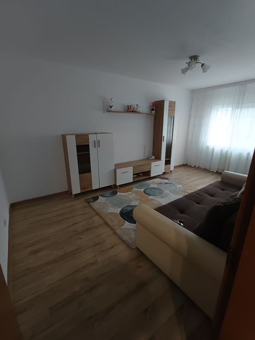 Vând apartament 2 camere