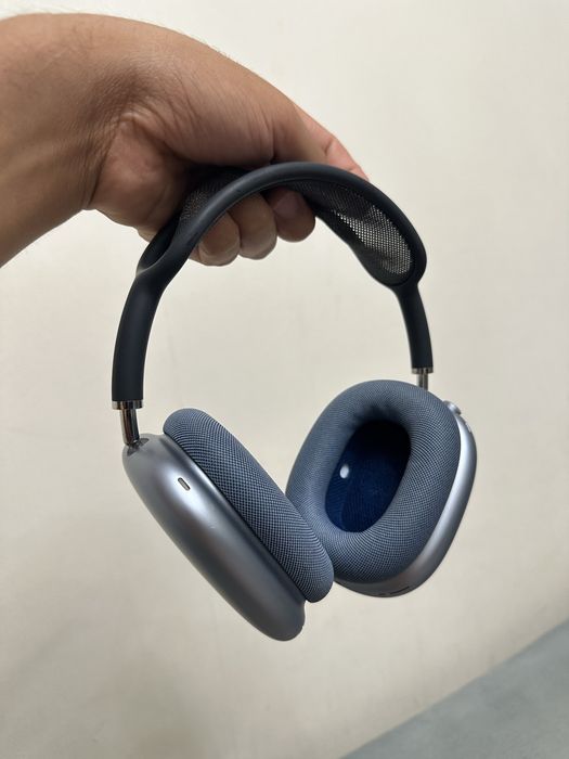 Airpods max Gen 1