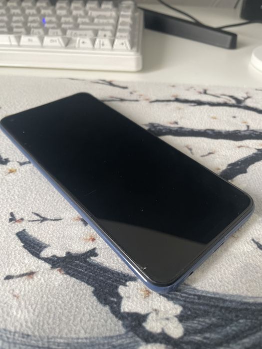 Продаю Redmi Note 9