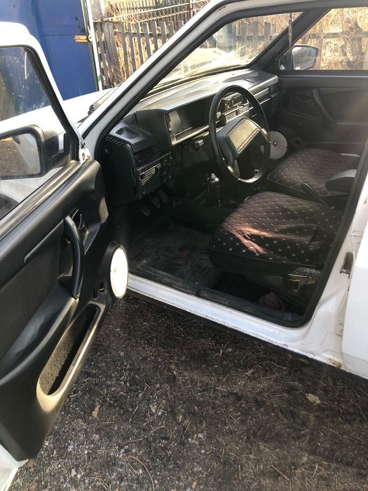 Продам ваз-21099