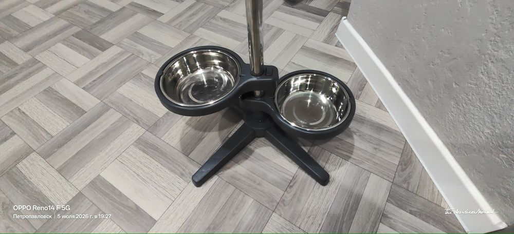 Продам миску для собак