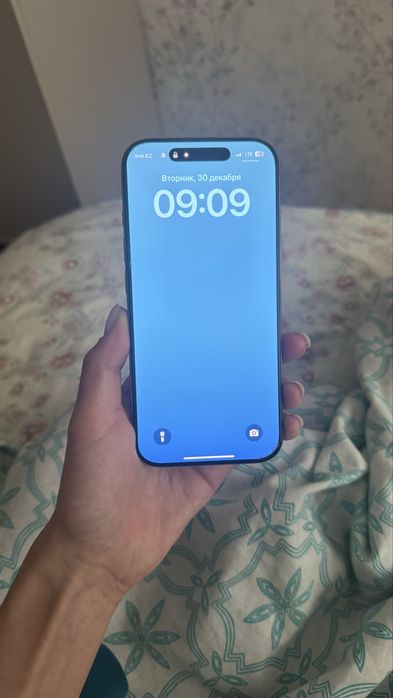 Айфон 16 про с гарантией, 90% емкость, память 256гб, в хорошем состоян