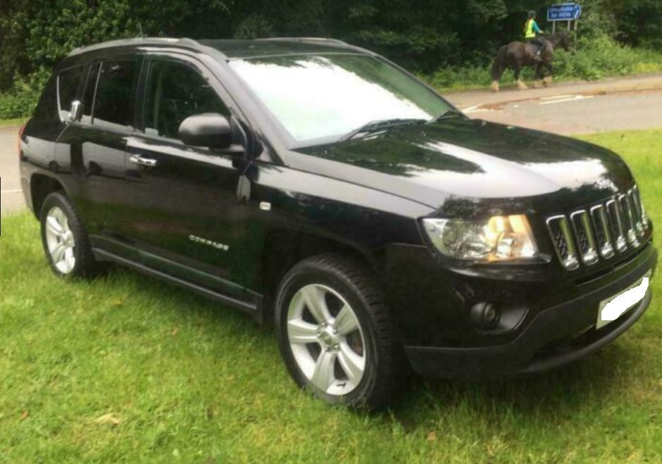 aripa usa portiera haion portbagaj capota bara fata spate stanga dreapta far stop tripla trager Jeep Compass 1 facelift motor 2.2crd cdi 100kw 136cp om651 2012 dezmembrez dezmembrari piese