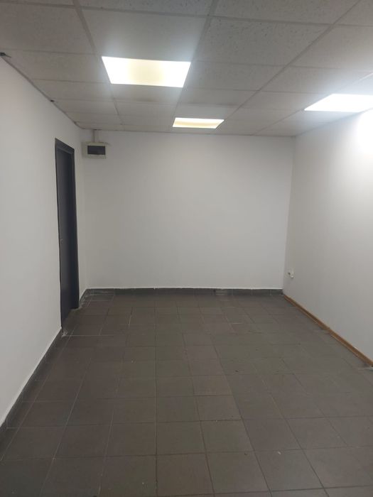 Spatiu de inchiriat zona Big, trafic intens, parter