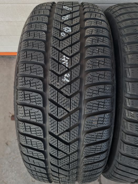 Зимни гуми 2 броя PRELLI SottoZero3 225 45 R18 дот 4021