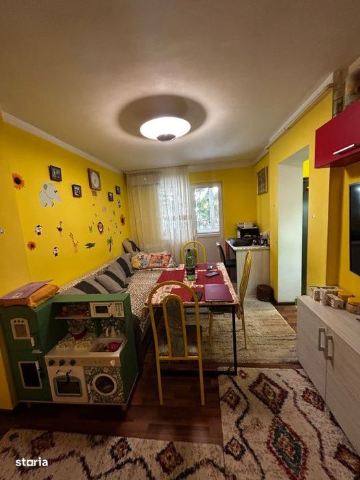 0% COMISION PENTRU CUMPARATOR - Apartament 3 camere, Etaj 2, 63 mp uti