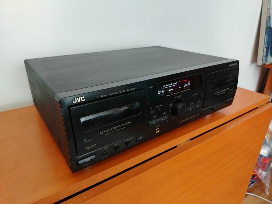 Casetofon deck JVC
