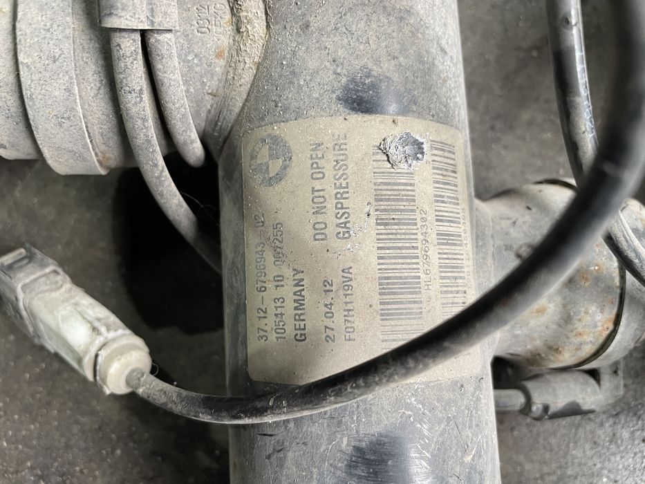 Предни Адаптивни амортесьори БМВ 550хи, Ф07 (amortesiori bmw f07, GT)