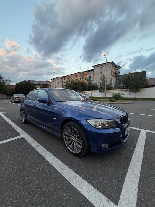 BMW Seria 3 0 — imagine 4